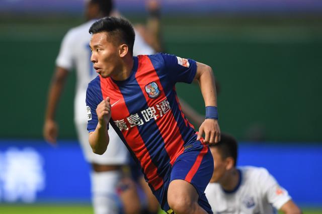 v体育app-U23扛鼎？新赛季首轮35人出场闪光点不断 3人破门